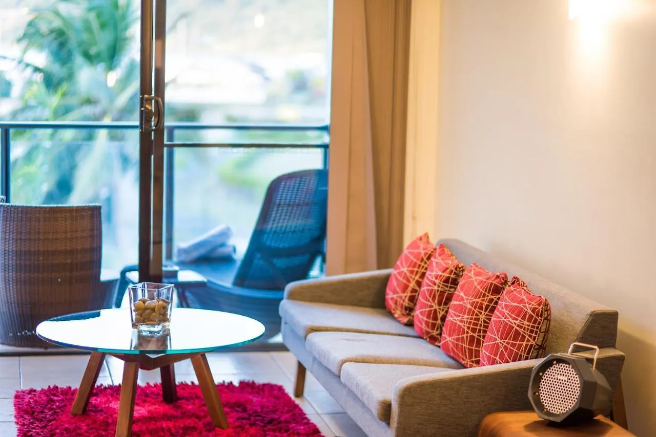 At Waterfront Whitsunday Retreat - Adults Only Aparthotel Airlie Beach 4*,